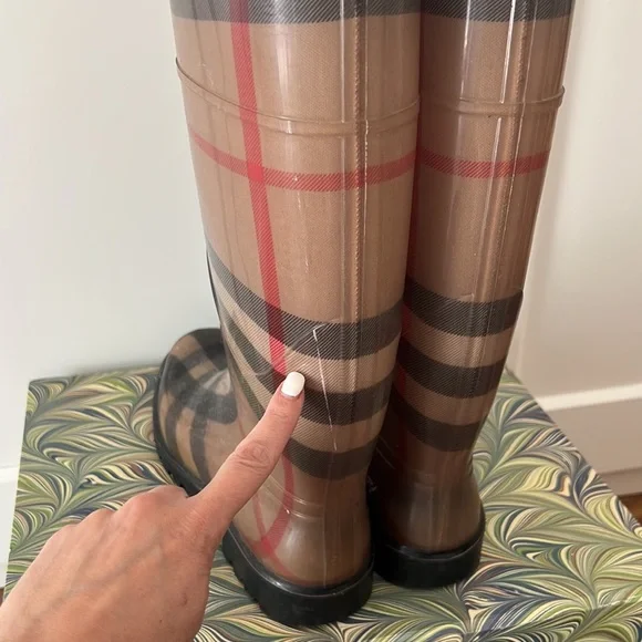 Burberry Plaid Winter Rain Boots - Black and Brown - Picture 5 of 6